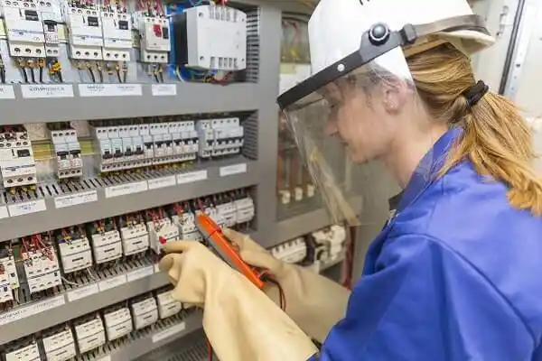 electrician Calera